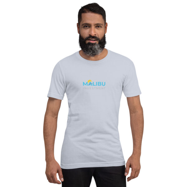 Man in Malibu Investment t-shirt.